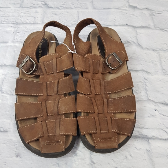 BareTraps "All Star" Leather Sandals - Picture 2 of 10